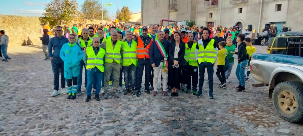 LE EMOZIONI E I COLORI DI GRASSANO IN WONDERLAND TORNANO PER LE STRADE